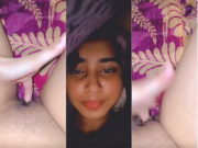 Horny Desi Girl Fingering